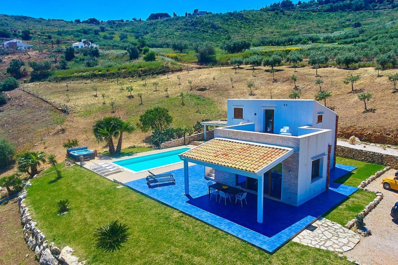 Villa Ananda Scopello  Exterior photo